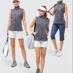 Women's Windproof Vest Outerwear Gray 6 Pockets & Reflective Design Size Large
